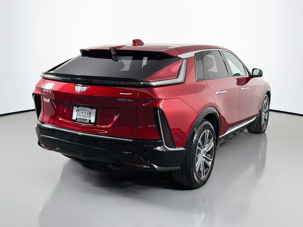 Used 2024 Cadillac Lyriq Luxury AWD/4WD image 5