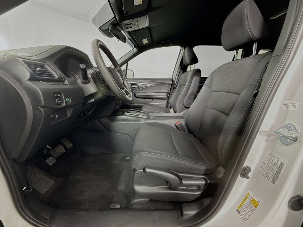 Certified 2021 Honda Passport Sport image 16