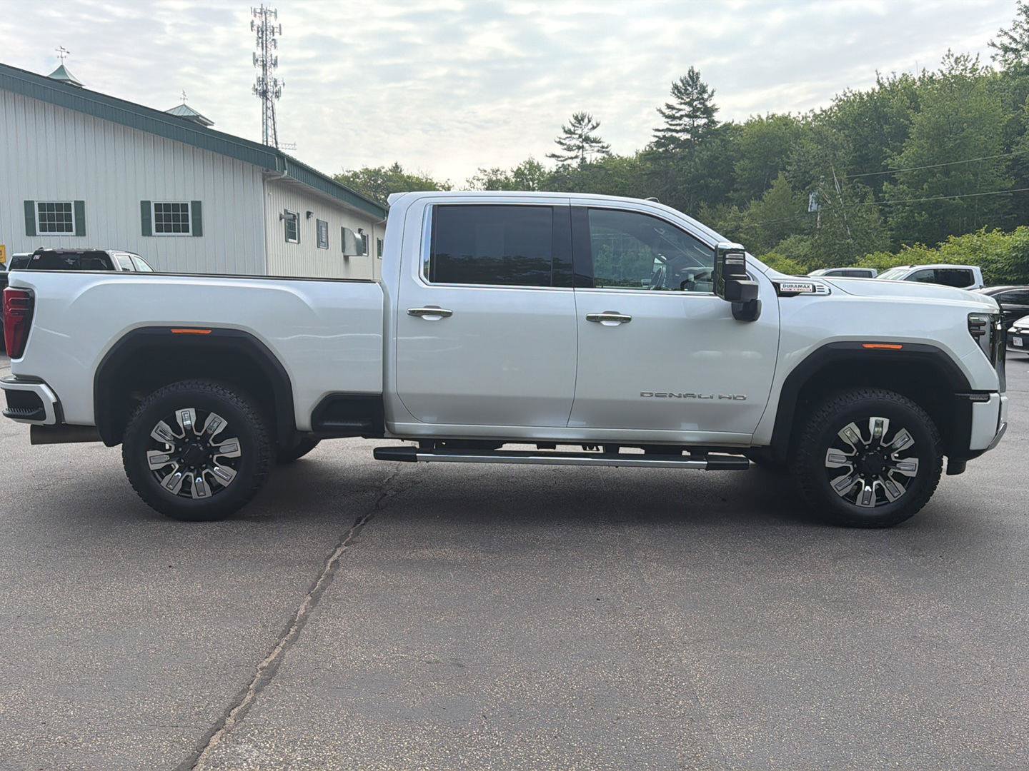 Certified 2024 GMC Sierra 2500 Denali w/ Denali Reserve Package AWD/4WD image 6