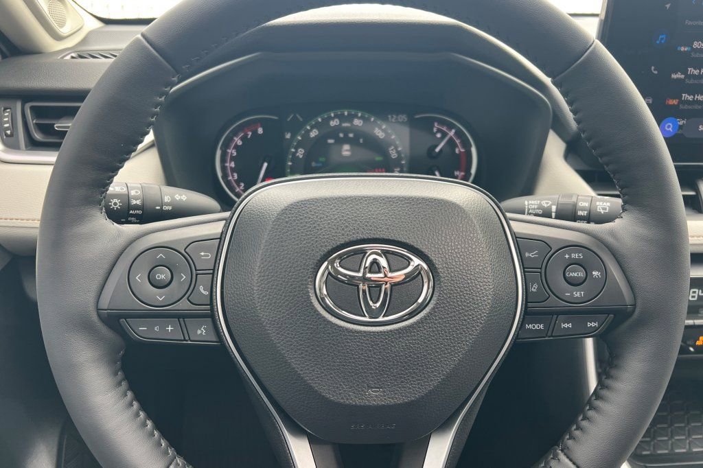 Used 2025 Toyota RAV4 XLE Premium w/ Weather Package image 20
