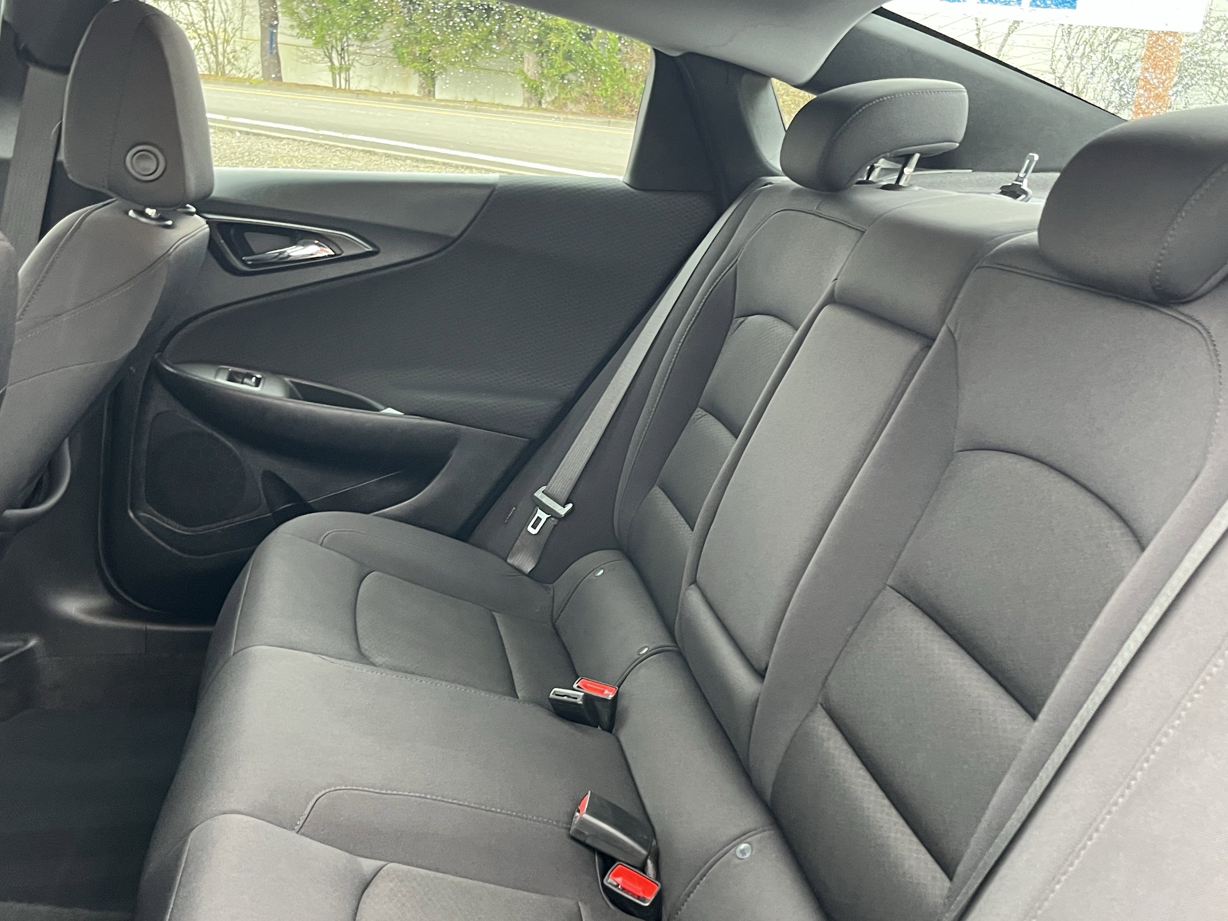 Used 2022 Chevrolet Malibu LT FWD image 14