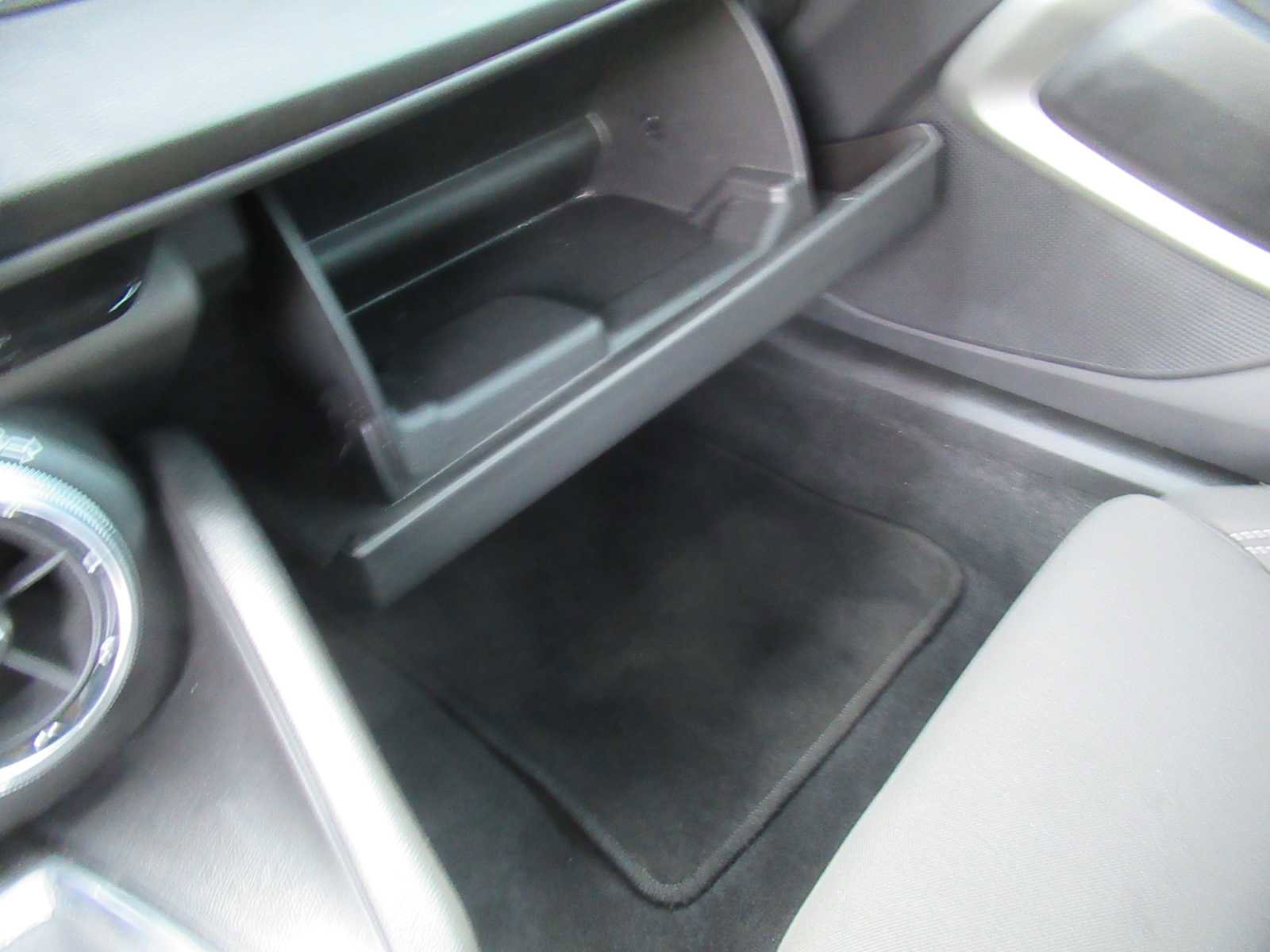 Used 2017 Chevrolet Camaro SS image 28