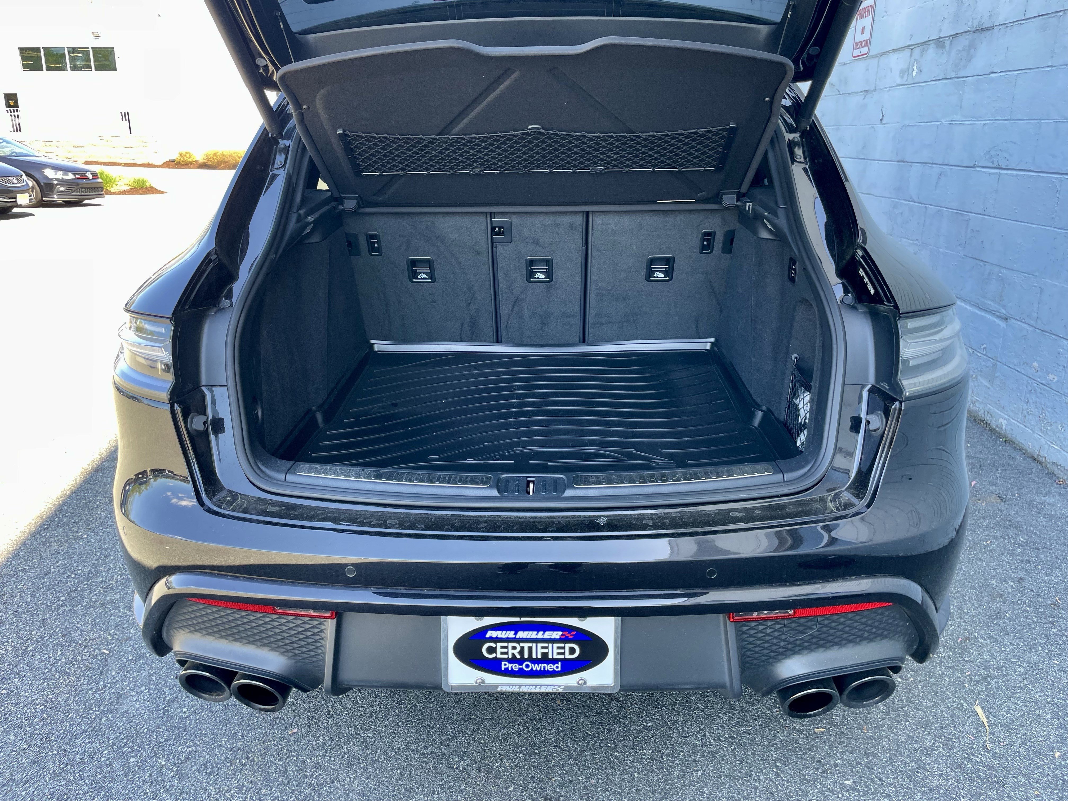 Used 2022 Porsche Macan GTS AWD/4WD image 36