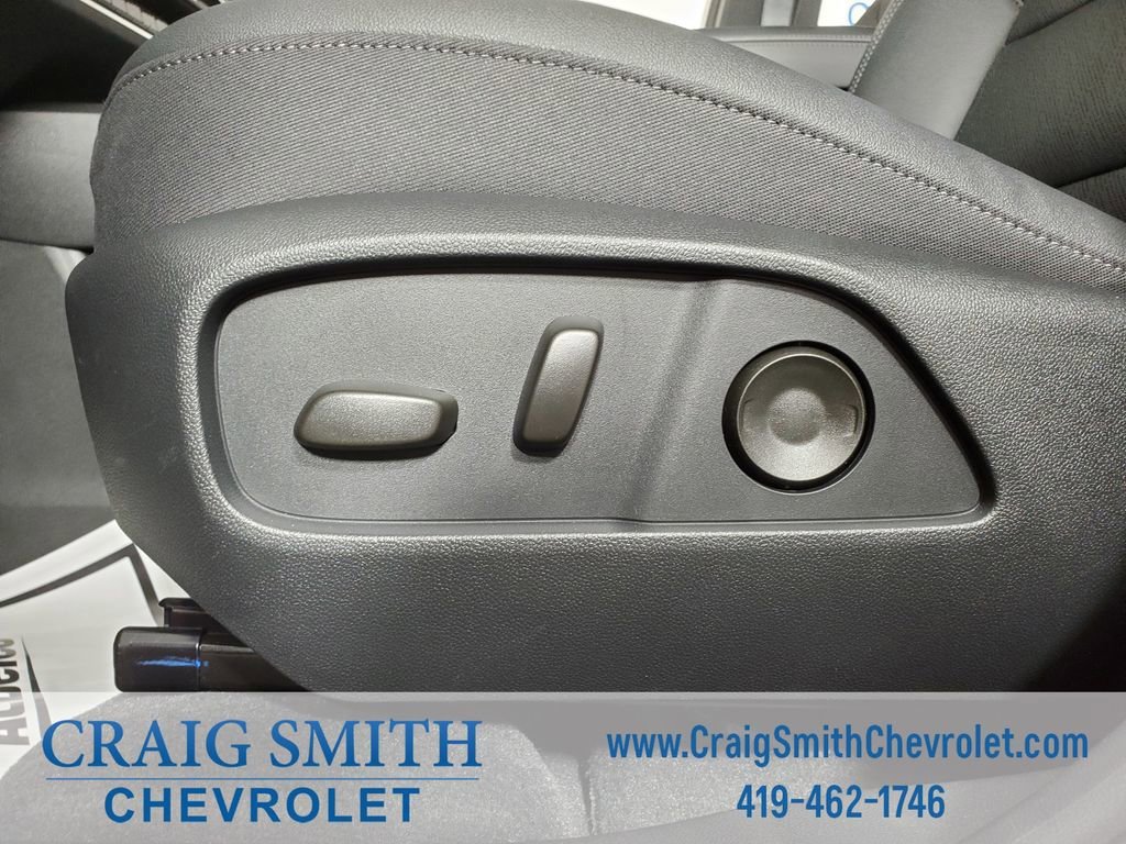 New 2026 Chevrolet Equinox LT w/ Convenience Package II image 31