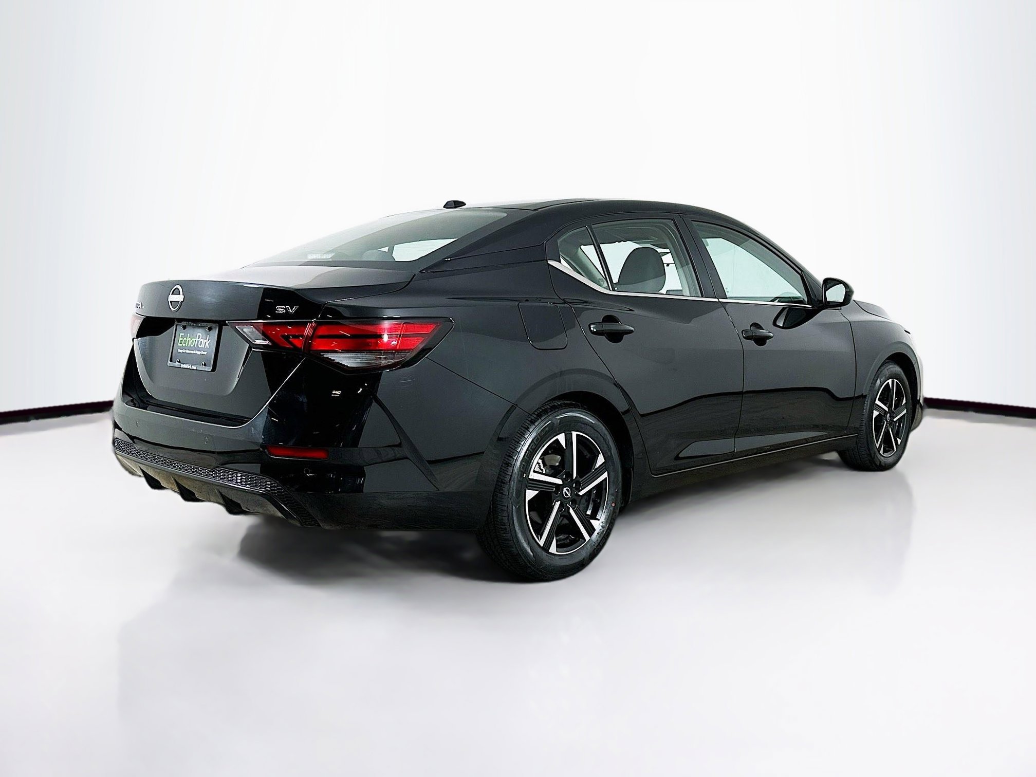 Used 2024 Nissan Sentra SV image 9