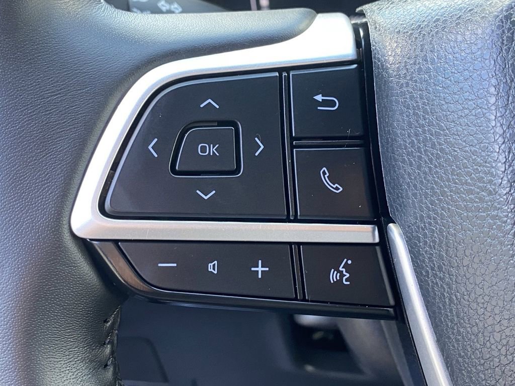 Certified 2025 Toyota Grand Highlander AWD image 33