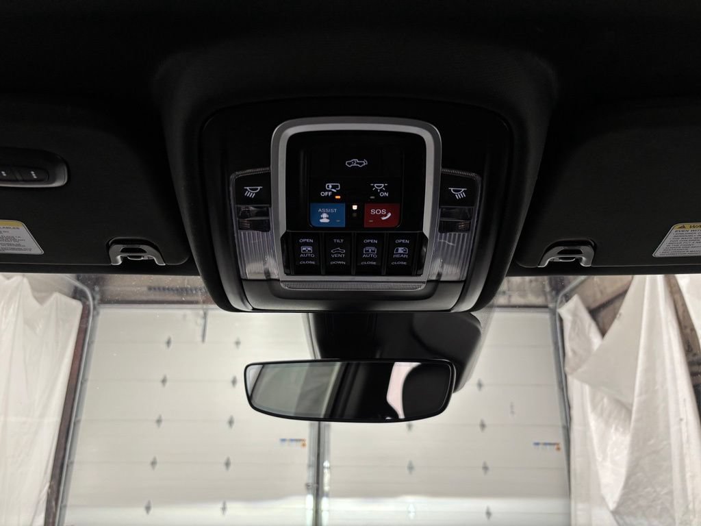 Used 2026 RAM 1500 Limited AWD/4WD image 38