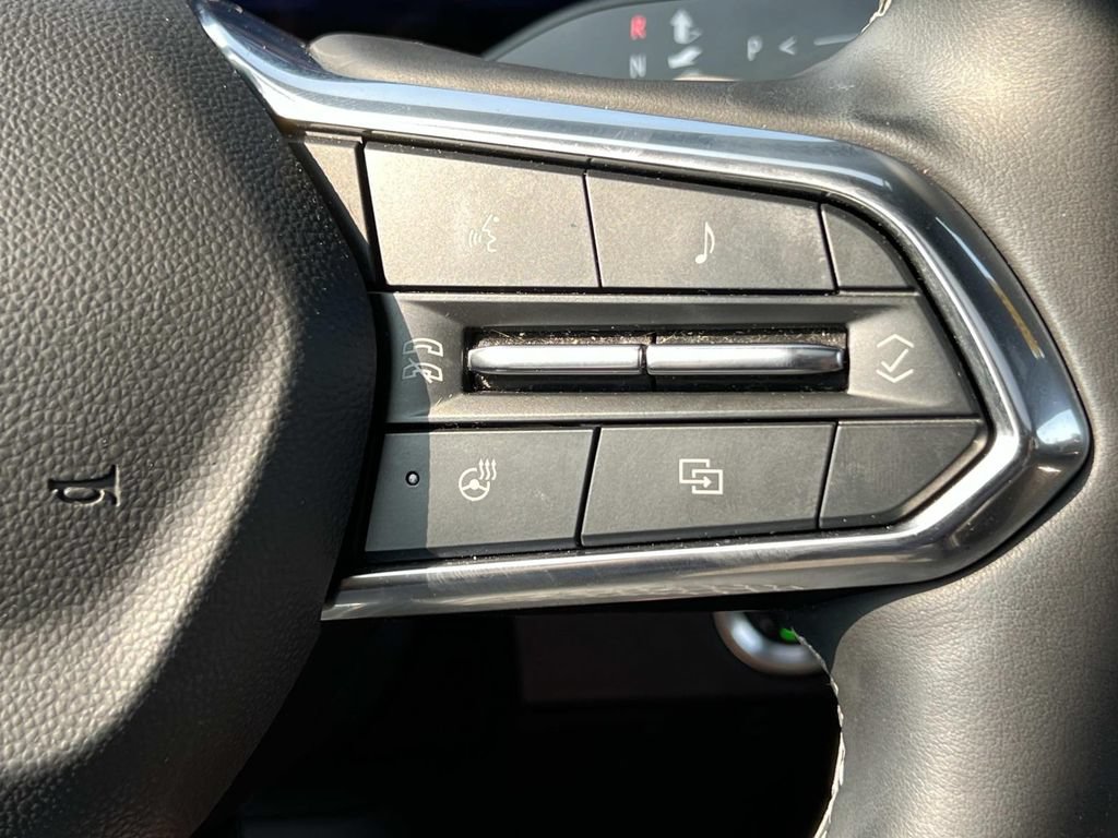Used 2024 Chevrolet Traverse Z71 w/ LPO, Floor Liner Package AWD/4WD image 24