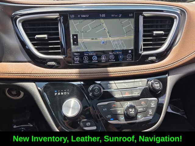 Certified 2018 Chrysler Pacifica Limited FWD image 25