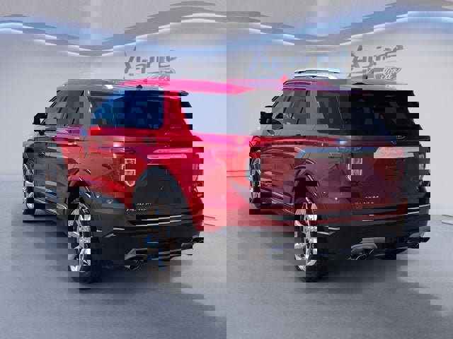 Used 2020 Ford Explorer Platinum w/ Premium Technology Package image 3