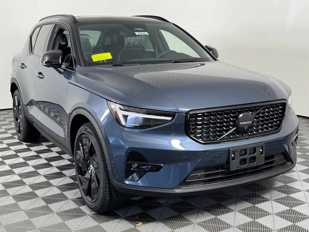 New 2026 Volvo XC40 B5 Ultra w/ Protection Package Premier AWD/4WD image 3