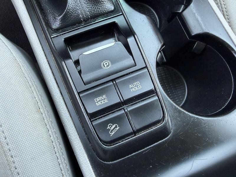 Used 2019 Hyundai Tucson SE AWD/4WD image 18