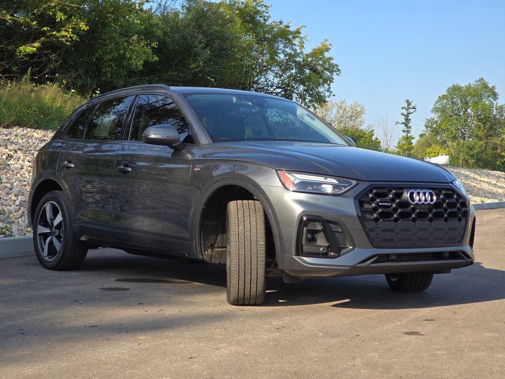 Certified 2023 Audi Q5 2.0T Premium Plus w/ Premium Plus Package AWD/4WD image 8