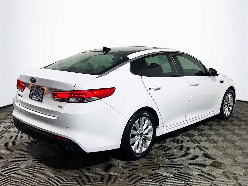 Used 2016 Kia Optima EX w/ Premium Package image 8