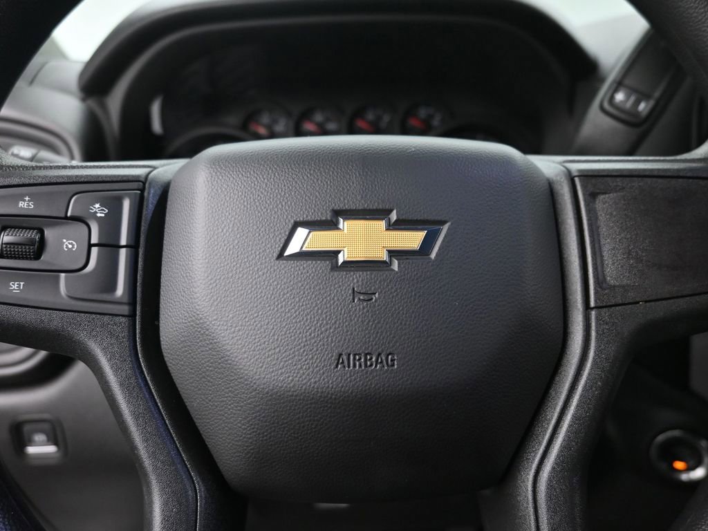 Used 2025 Chevrolet Silverado 2500 Custom w/ Custom Value Package image 14