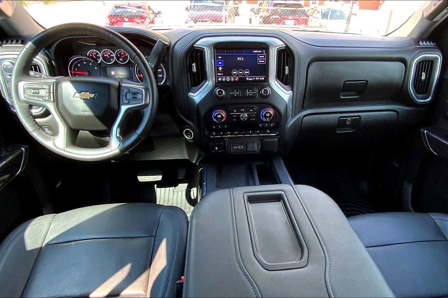 Used 2022 Chevrolet Silverado 2500 LTZ w/ LTZ Plus Package AWD/4WD image 14