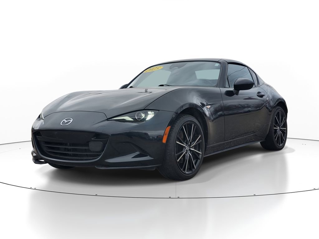Used 2025 MAZDA MX-5 Miata RF Grand Touring image 2