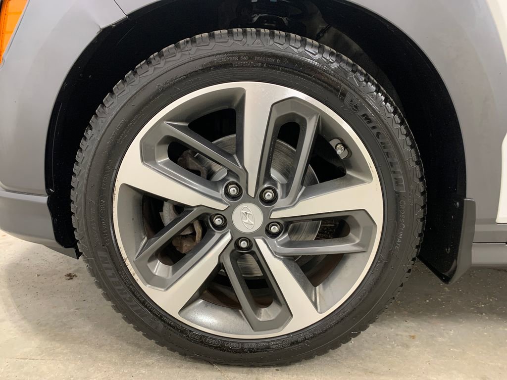 Used 2019 Hyundai Kona Ultimate AWD/4WD image 2