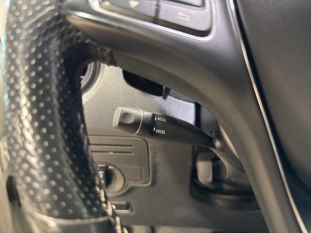 Used 2019 Mercedes-Benz Metris image 17
