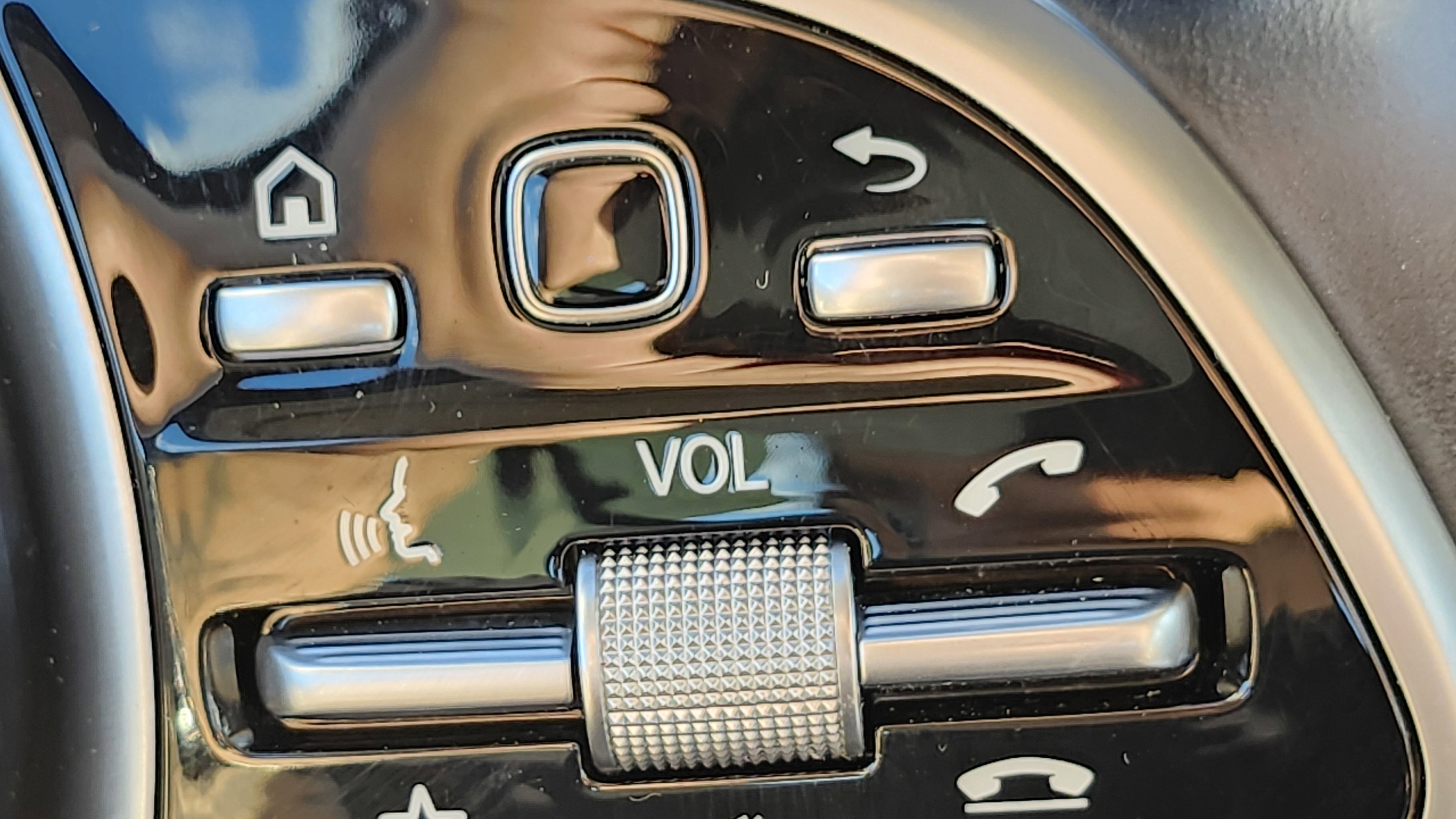 Used 2019 Mercedes-Benz C 300 4MATIC Sedan image 36