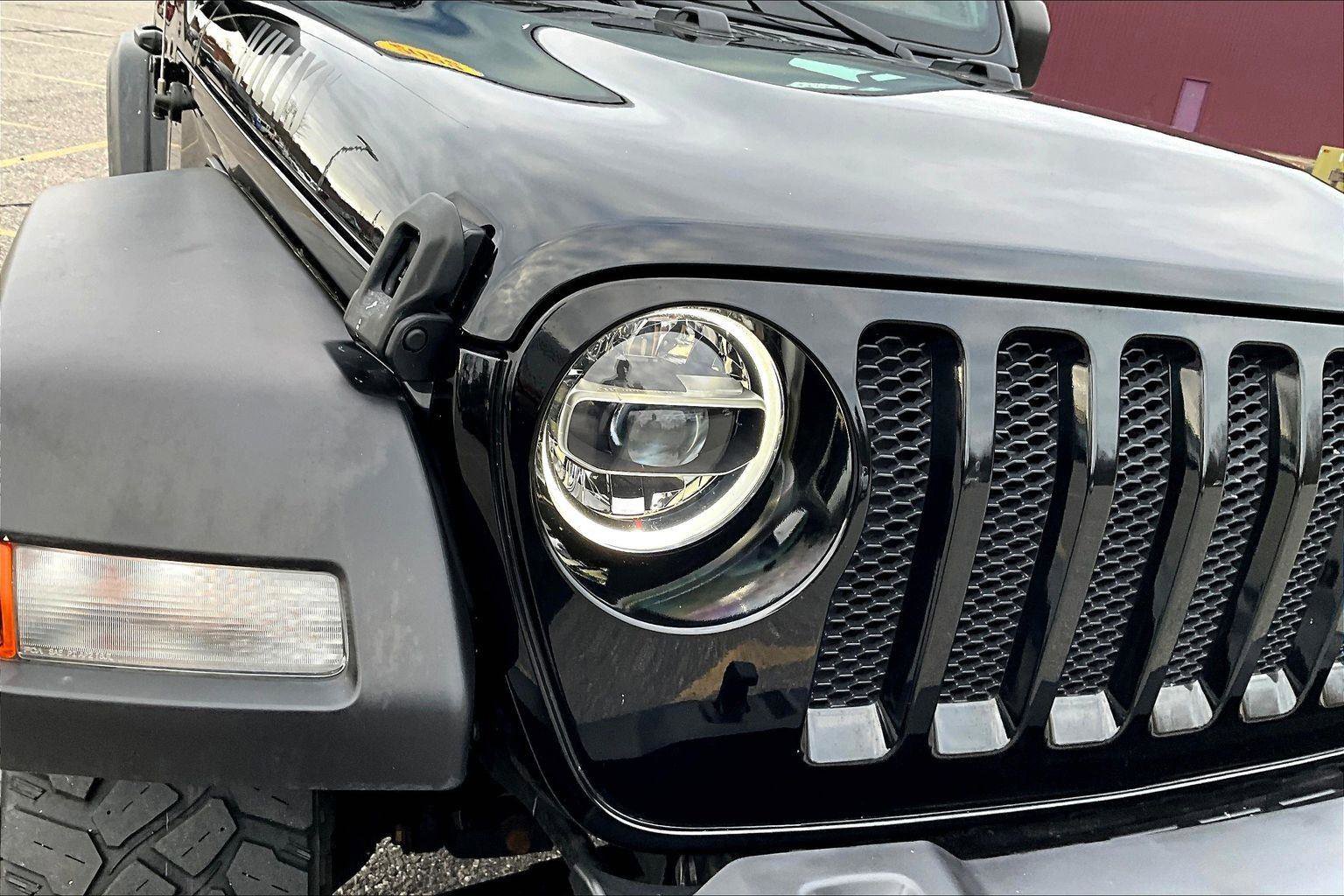 Used 2022 Jeep Wrangler Willys image 30