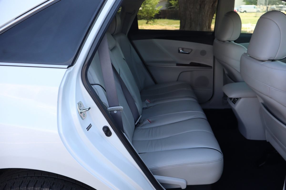 Used 2009 Toyota Venza AWD image 21