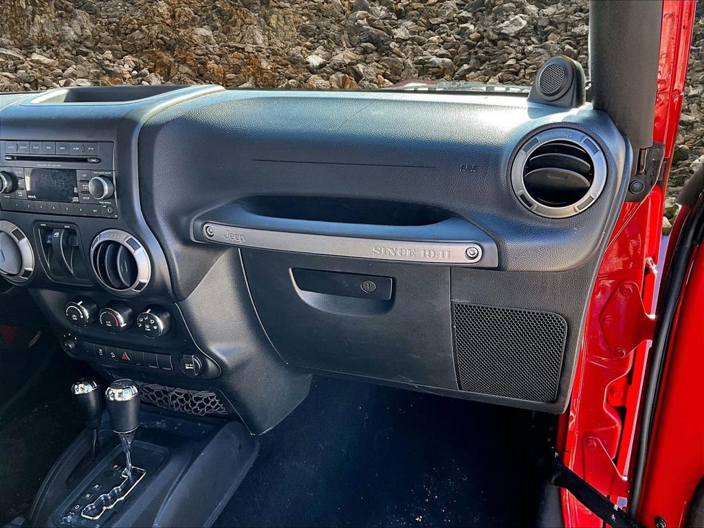 Used 2012 Jeep Wrangler Sport image 14