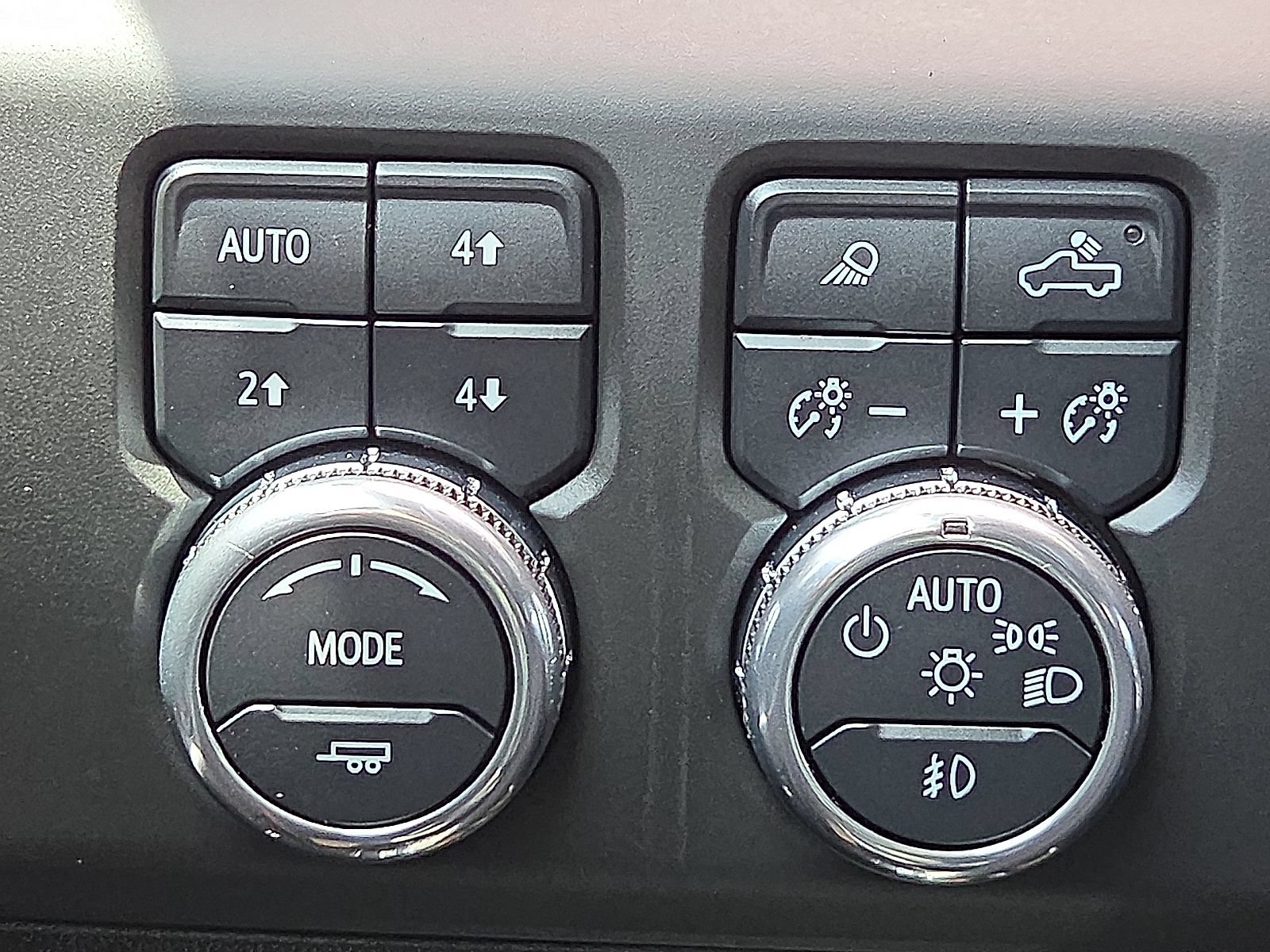 Certified 2025 GMC Sierra 1500 AT4 AWD/4WD image 18