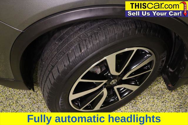 Used 2019 Nissan Rogue SL w/ Premium Package image 26