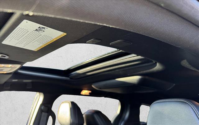 Used 2025 Toyota Sienna Platinum image 10