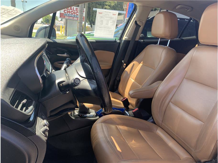Used 2018 Buick Encore Premium FWD image 9