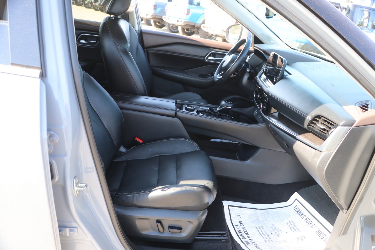 Used 2021 Nissan Rogue SL w/ Premium Package AWD/4WD image 33