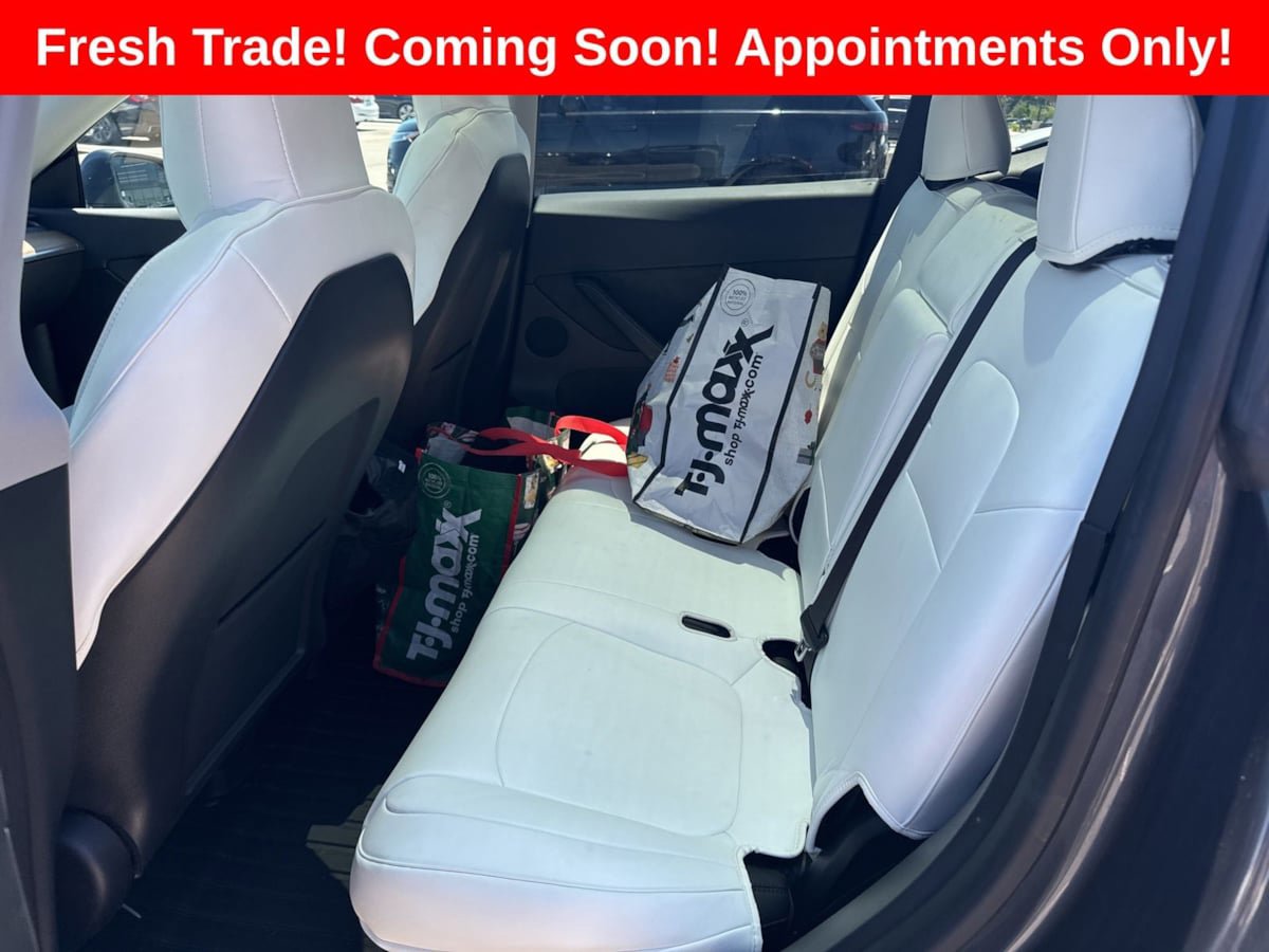 Used 2022 Tesla Model Y Long Range AWD/4WD image 4