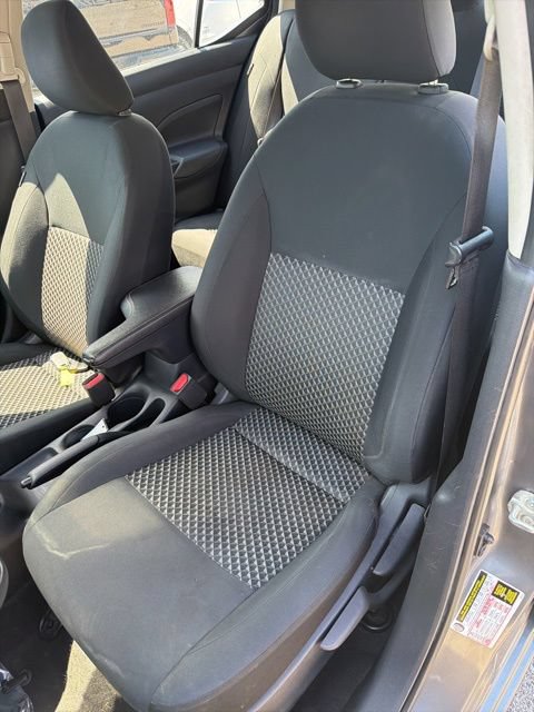 Used 2021 Nissan Versa S FWD image 11