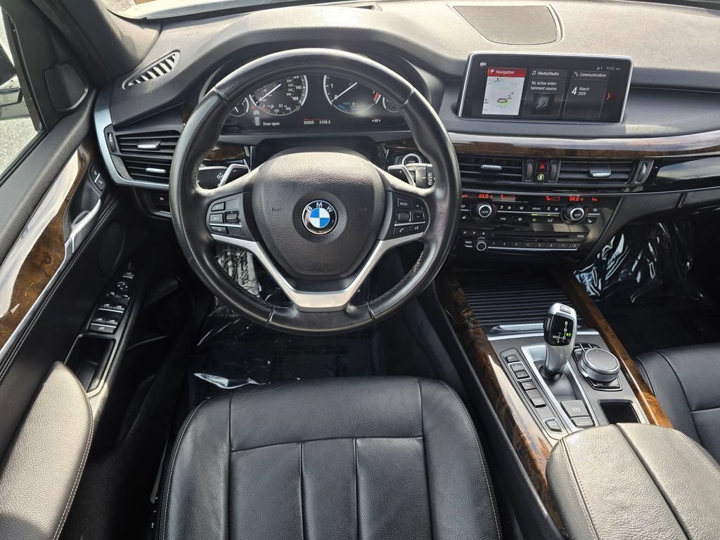 Used 2018 BMW X5 xDrive40e AWD/4WD image 10