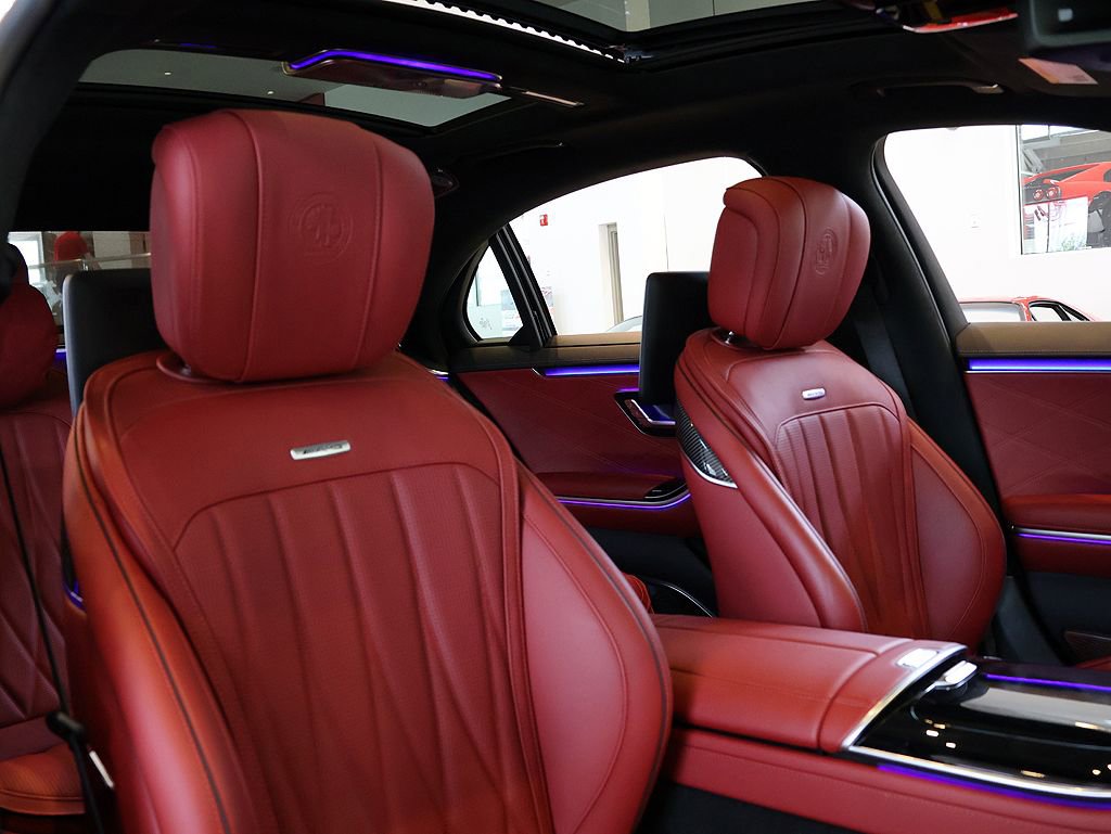 Used 2025 Mercedes-Benz S 63 AMG S image 13