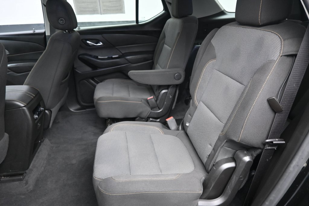 Used 2019 Chevrolet Traverse LT FWD image 15