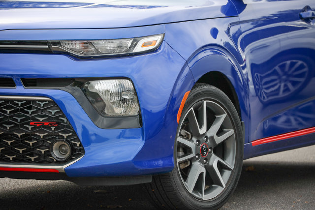 Used 2020 Kia Soul GT-Line w/ GT 2.0L Power Sunroof Package FWD image 16