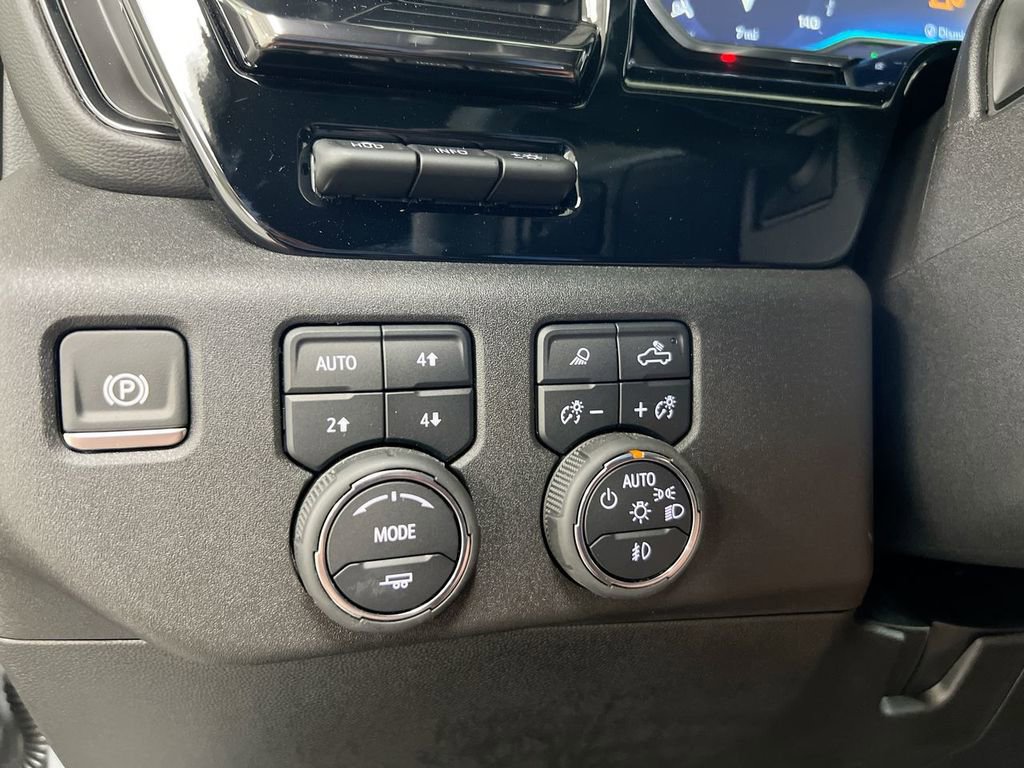 Used 2024 Chevrolet Silverado 2500 ZR2 w/ ZR2 Bison Edition image 18