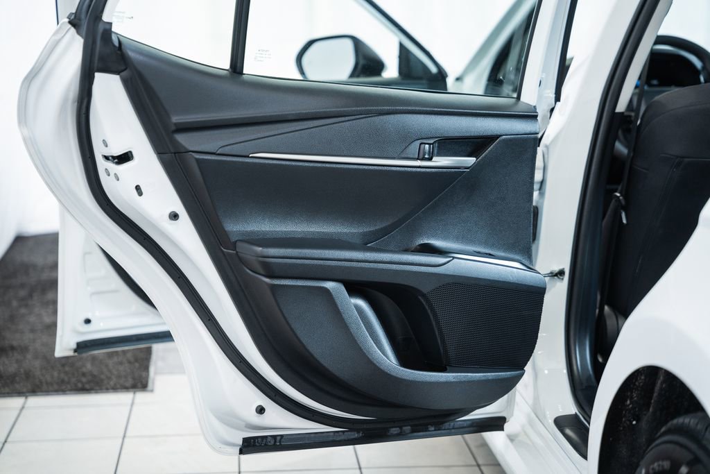 Used 2025 Toyota Camry LE image 34