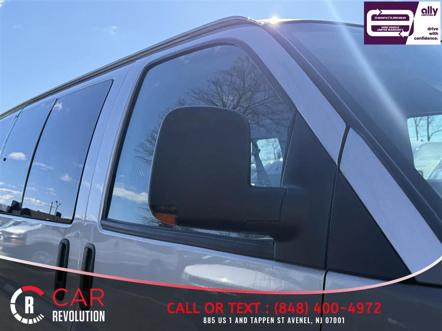 Used 2020 Chevrolet Express 3500 LS image 33