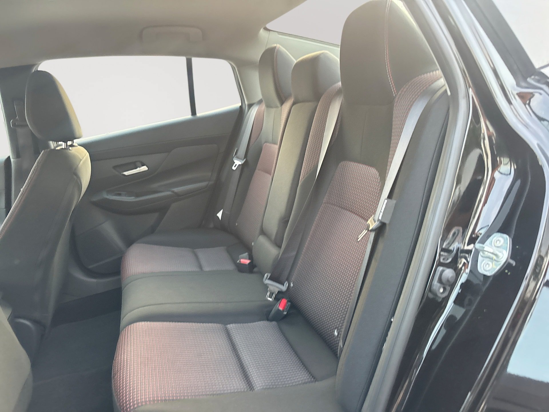 Used 2026 Nissan Sentra SR w/ Floor Mat Package FWD image 24