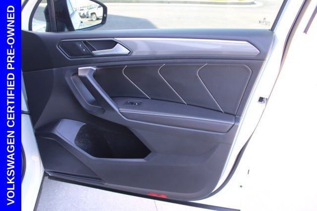 Used 2024 Volkswagen Tiguan SE R-Line image 22