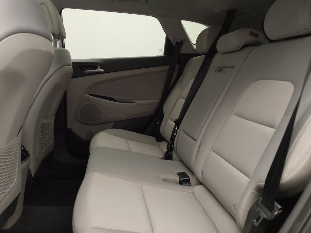 Used 2018 Hyundai Tucson Value FWD image 18