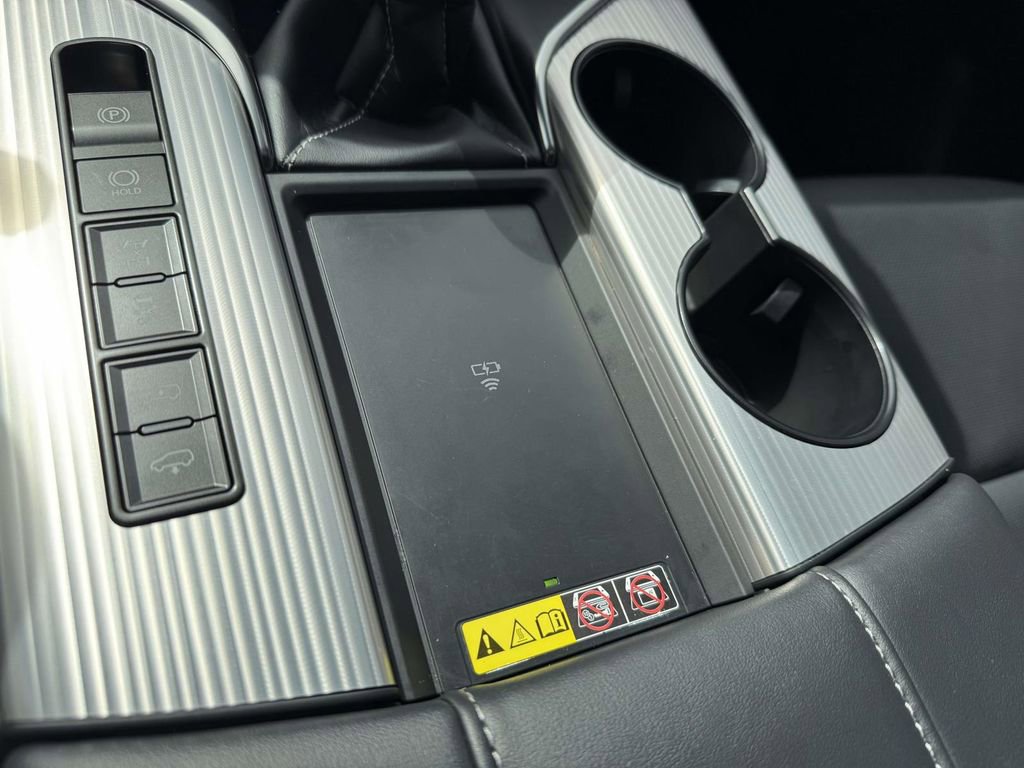 Used 2024 Lexus LX 600 F Sport image 25