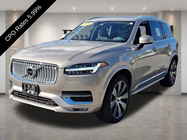 Certified 2025 Volvo XC90 B6 Plus AWD/4WD image 3
