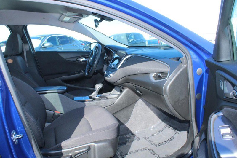 Used 2023 Chevrolet Malibu LT image 11
