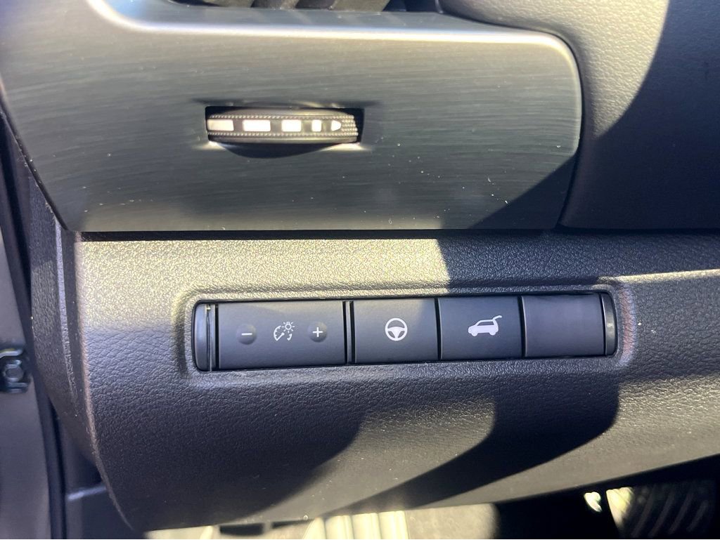 New 2025 Nissan Pathfinder SL w/ Lighting Package (N92) image 13