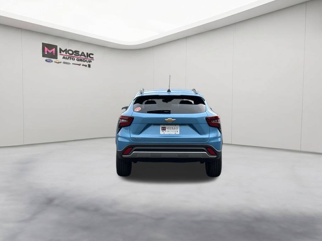 New 2026 Chevrolet Trax LT w/ Driver Confidence Package FWD image 7