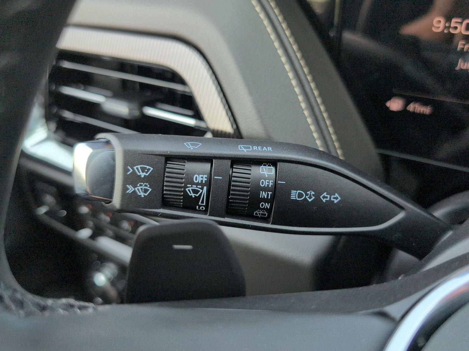 New 2026 GMC Yukon Elevation AWD/4WD image 15